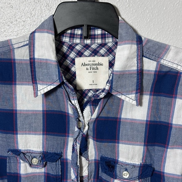 Abercrombie & Fitch Women blue plaid button shirt size small - Picture 3 of 8